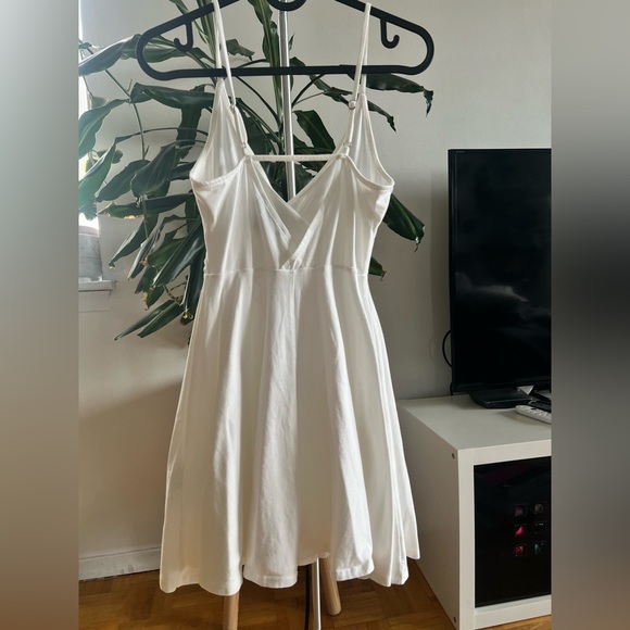 Flowy Mini Dress - Picture 3 of 4